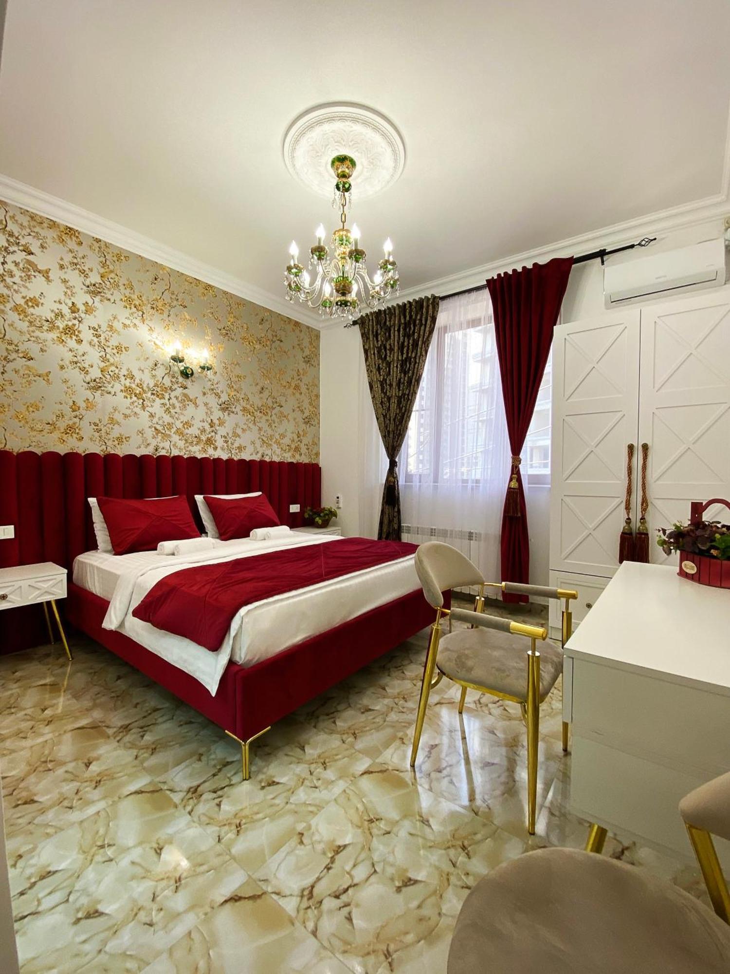 Shirbakyan Boutique Hotel & Apartments エレバン エクステリア 写真