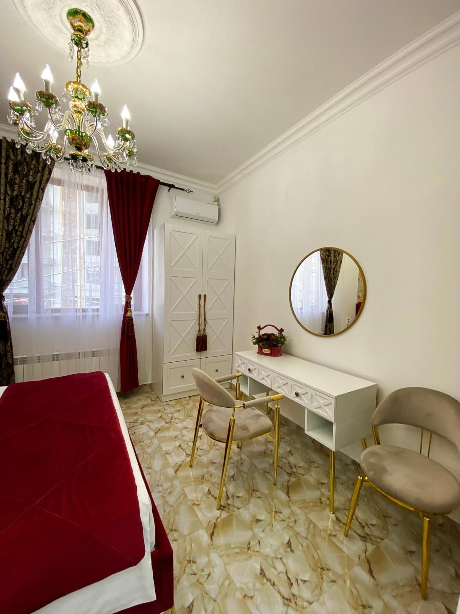 Shirbakyan Boutique Hotel & Apartments エレバン エクステリア 写真